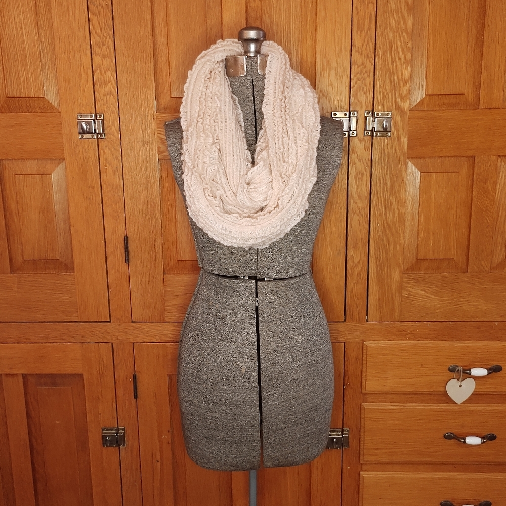 Blush pink lace-look stretchy knit infinity scarf